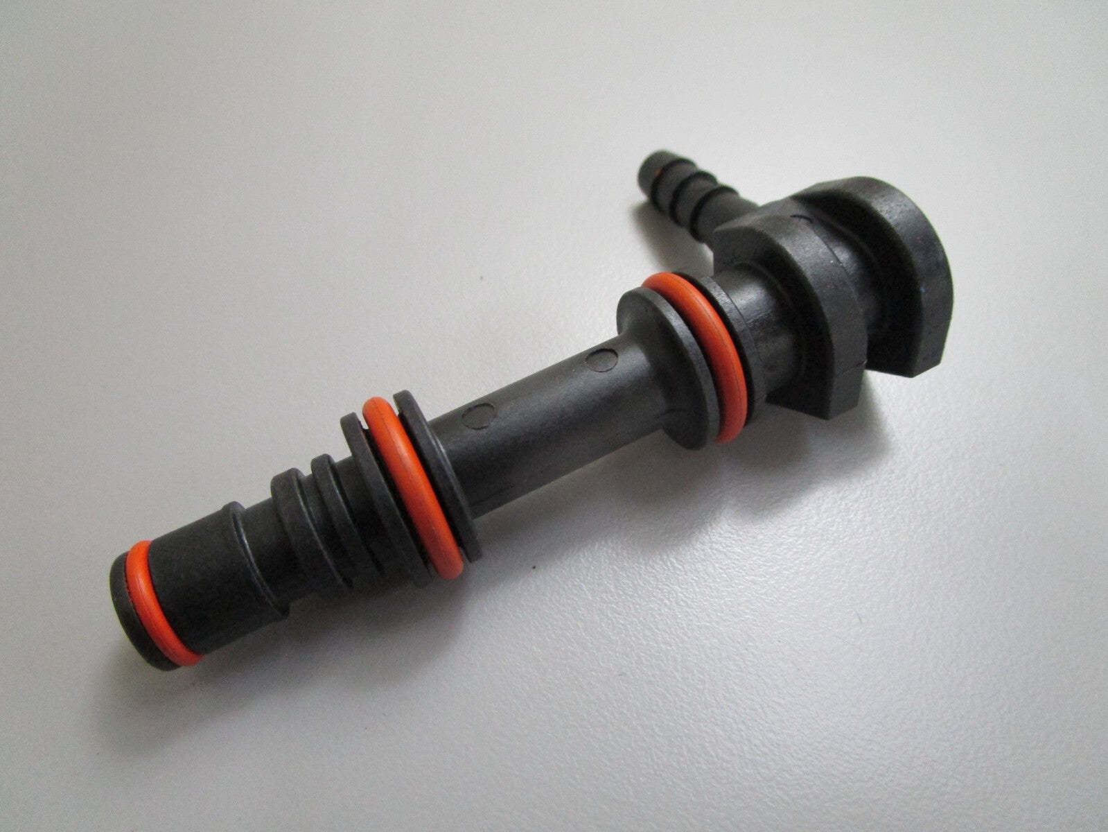 *NEW OEM* 0810 Mercury Quicksilver Bulk Head Fitting 861150T02