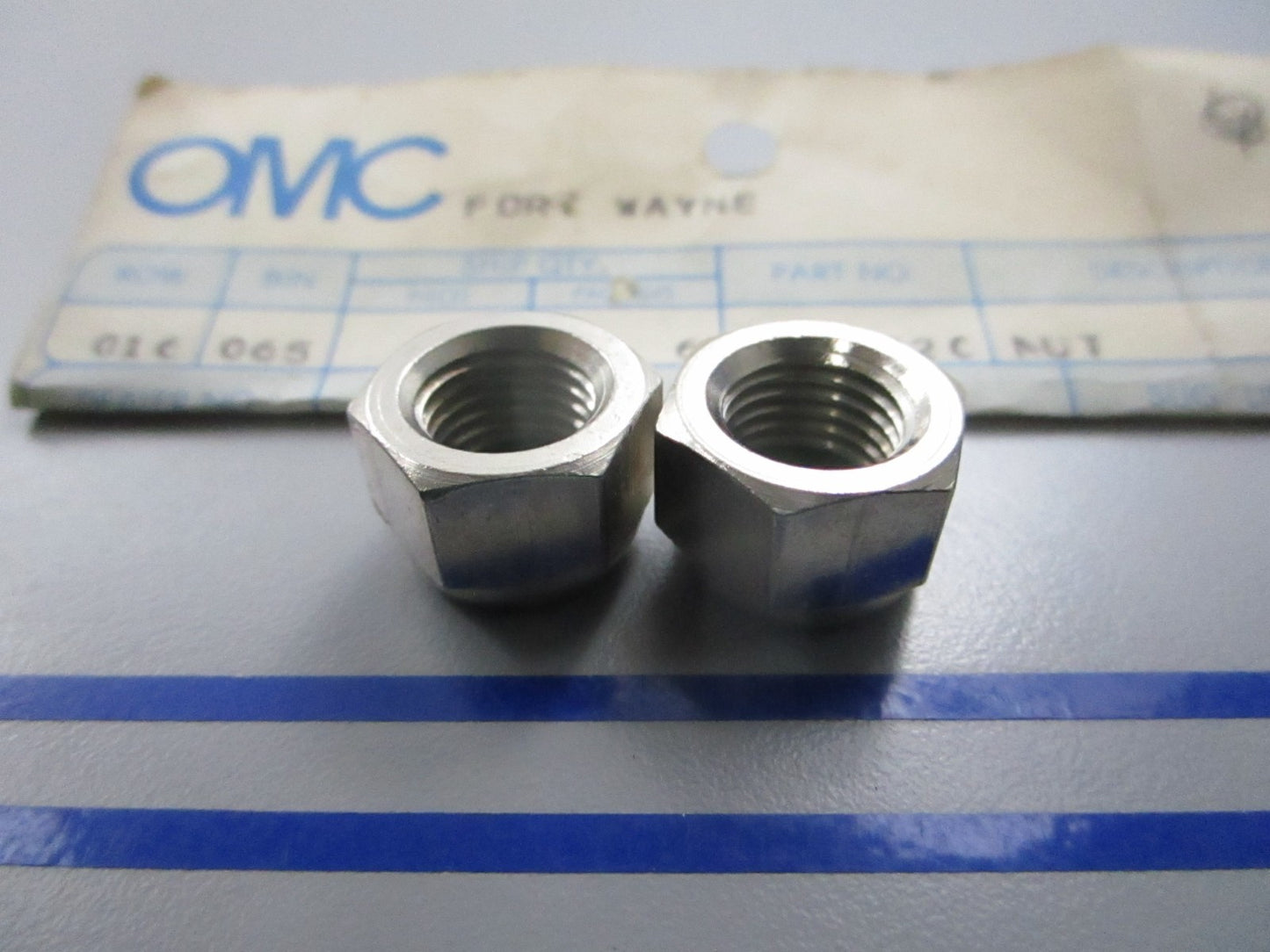 NEW OEM (LOT OF 2) 912920 0912920 OMC Johnson Evinrude Nut 0810