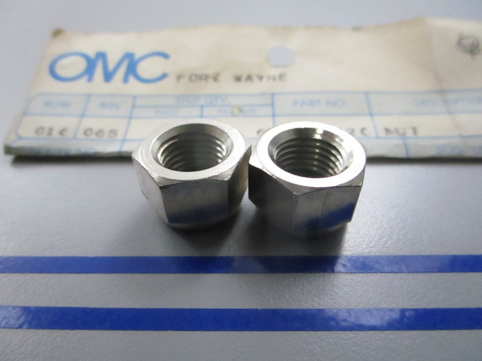 NEW OEM (LOT OF 2) 912920 0912920 OMC Johnson Evinrude Nut 0810