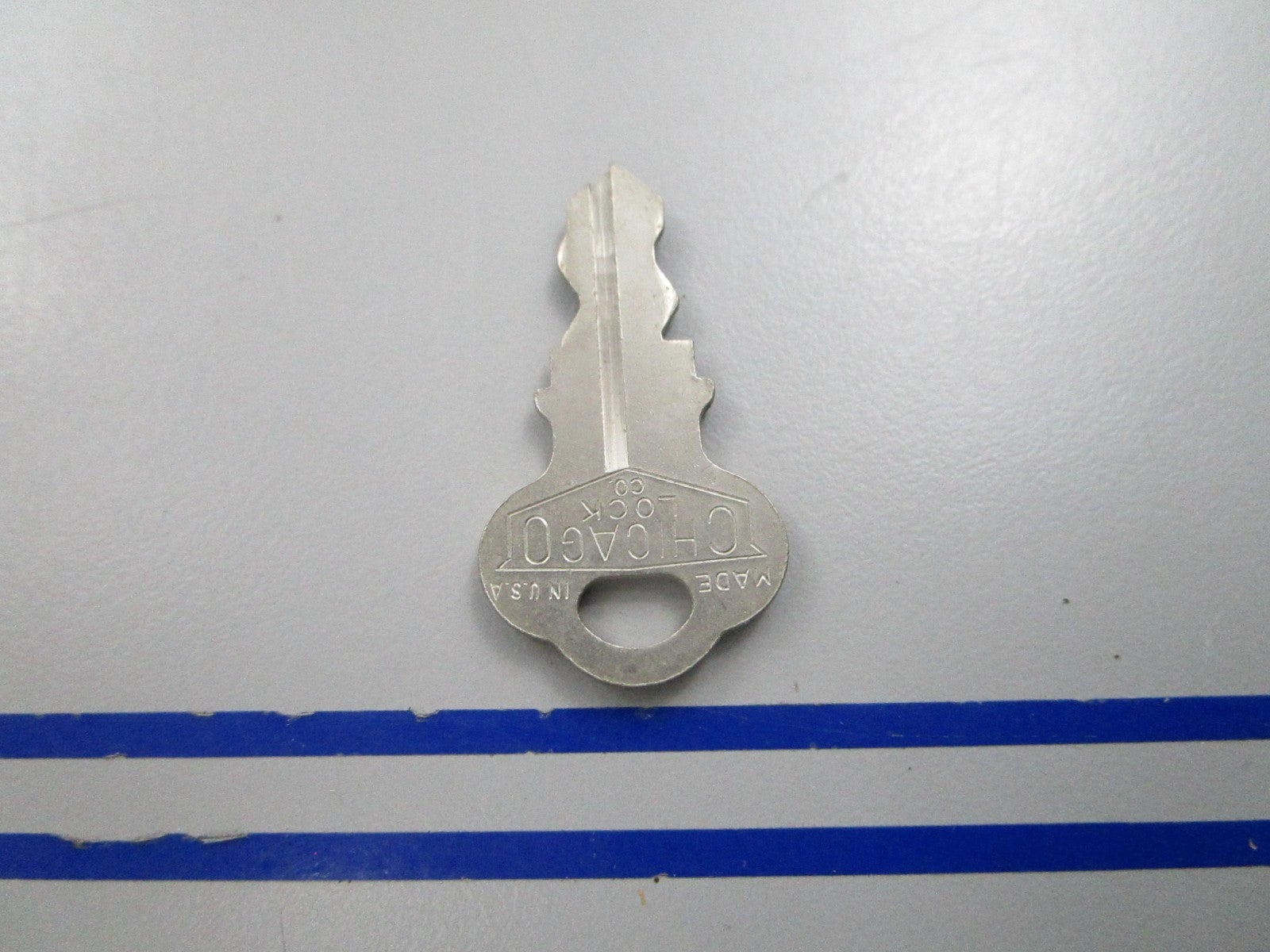NEW OEM 501583 0501583 OMC Johnson Evinrude KF68 Ignition Key 0810