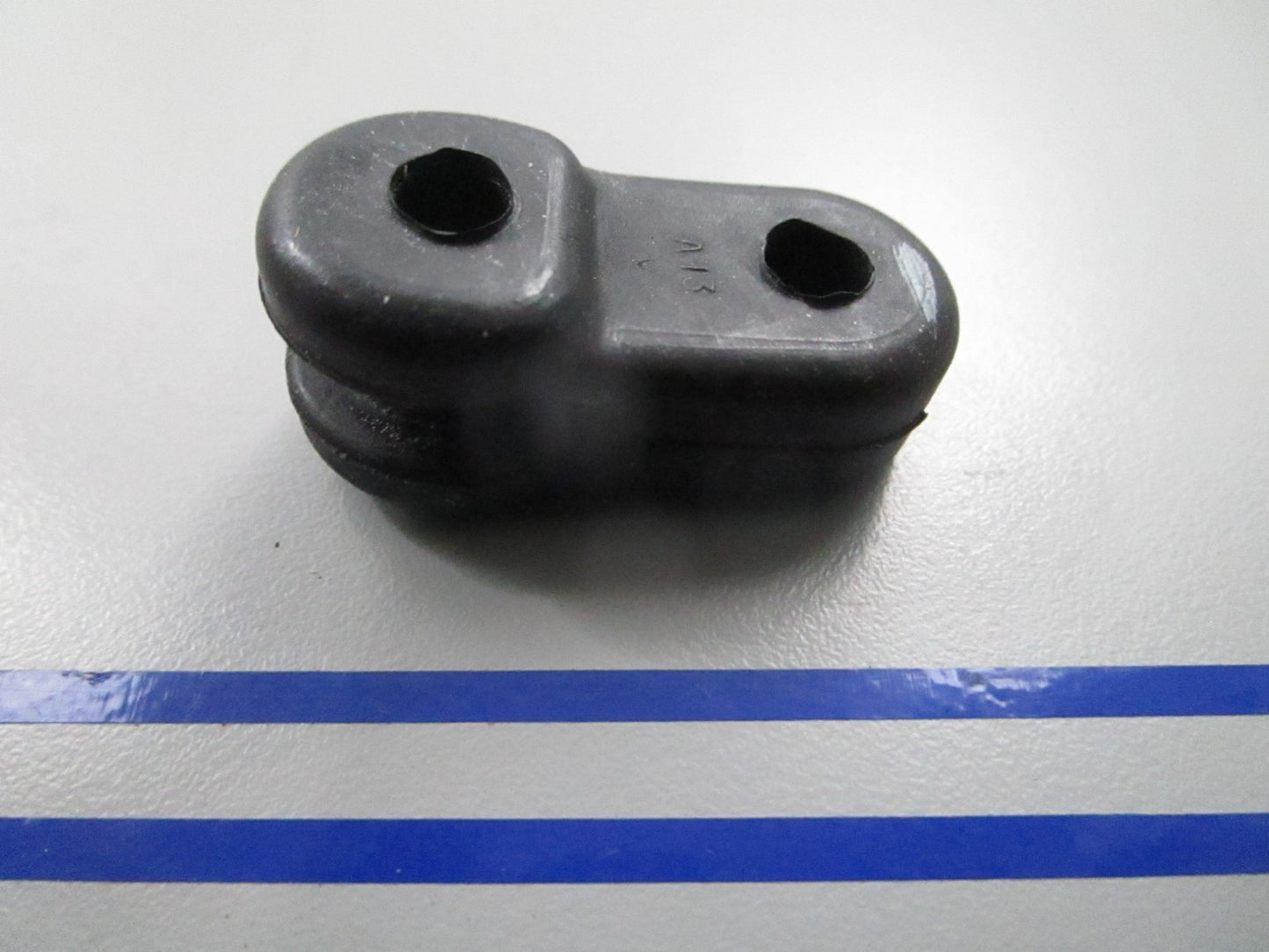 *NEW OEM* 0810 Honda Rubber 33715-VM6-000