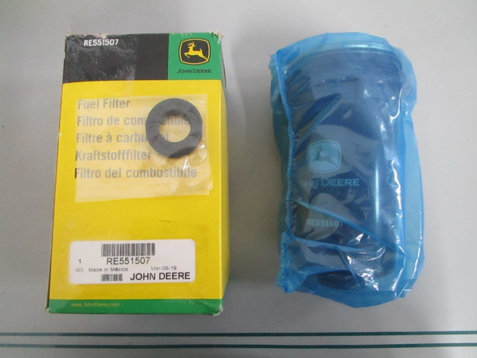 NEW OEM RE551507 John Deere Fuel Filter 0820