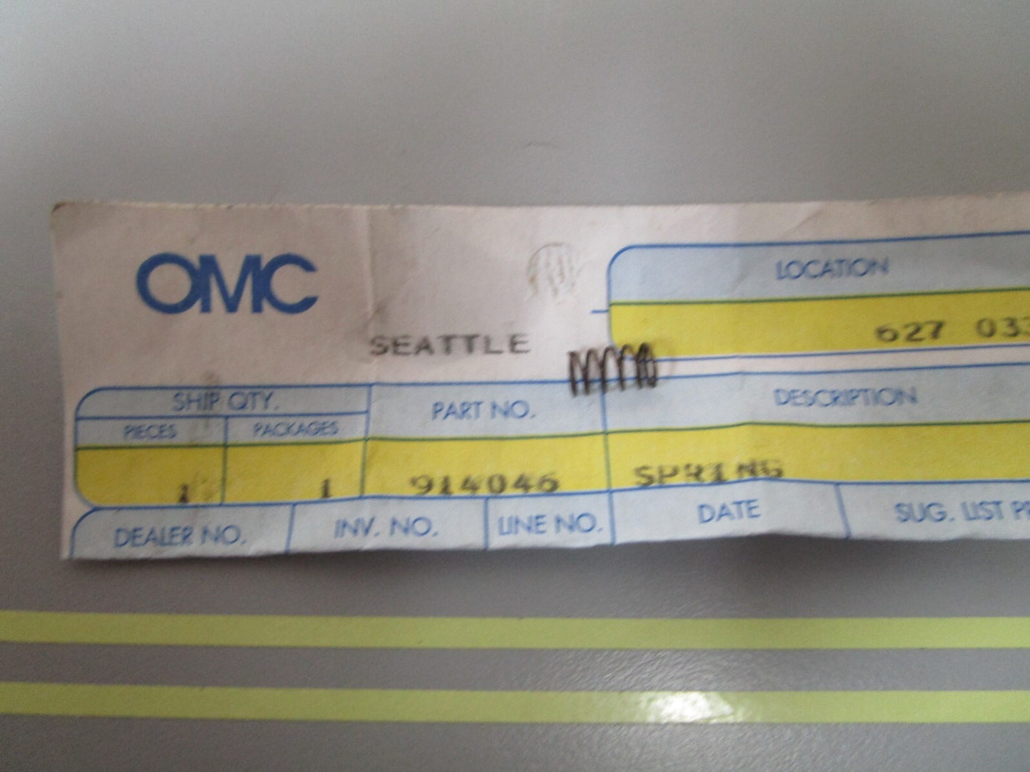 *NEW OEM* 0810 OMC Johnson Evinrude Spring 914046 0914046