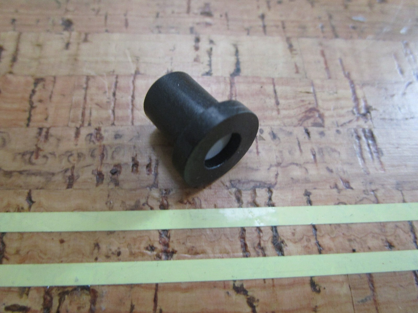 *NEW OEM* 0810 OMC Johnson Evinrude Filter 914712 0914712