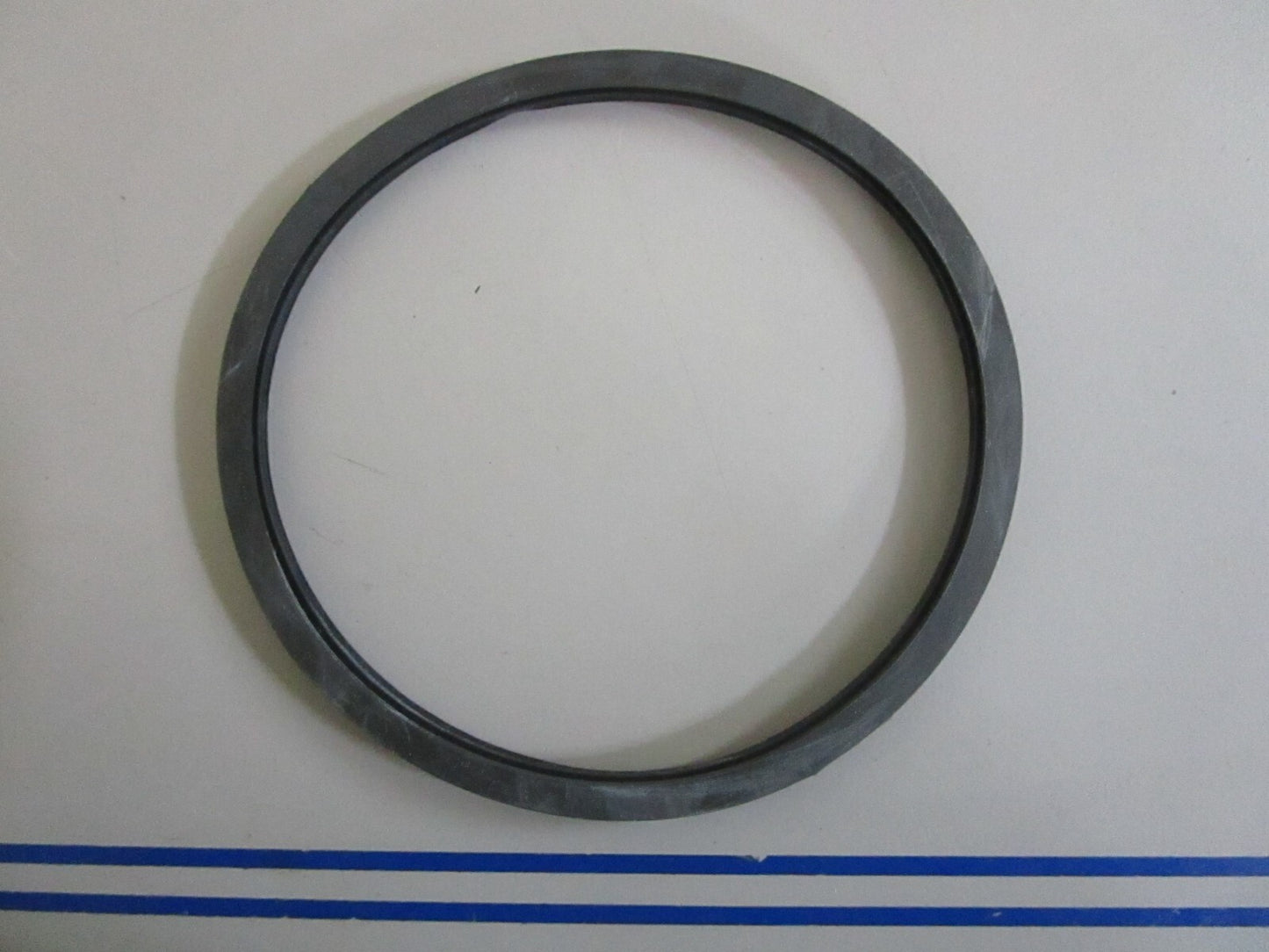 *NEW OEM* 0820 Volvo Penta Gasket 838807