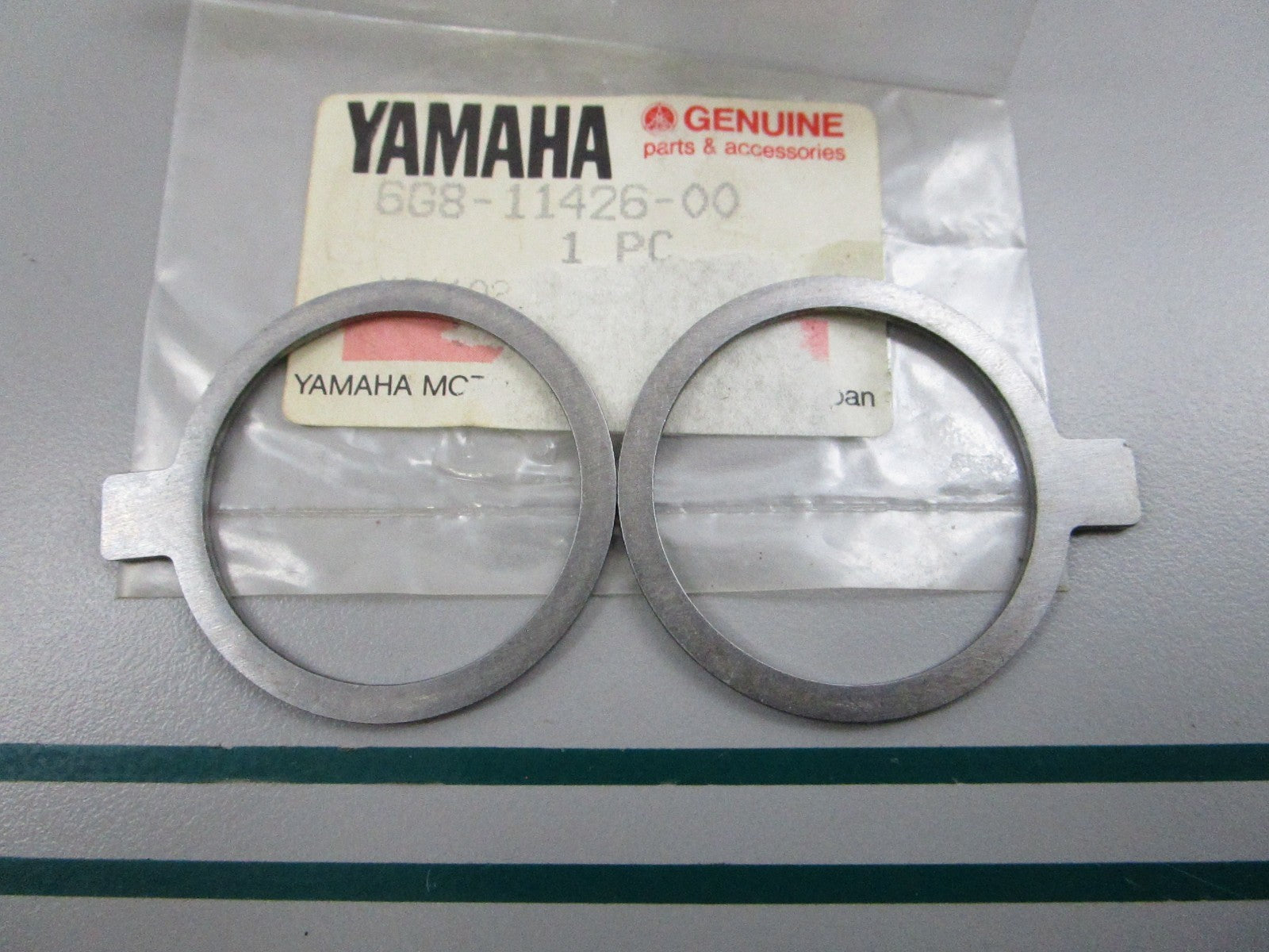 NEW OEM (LOT OF 2) 6G8-11426-00-00 Yamaha Plane Bearing 0810