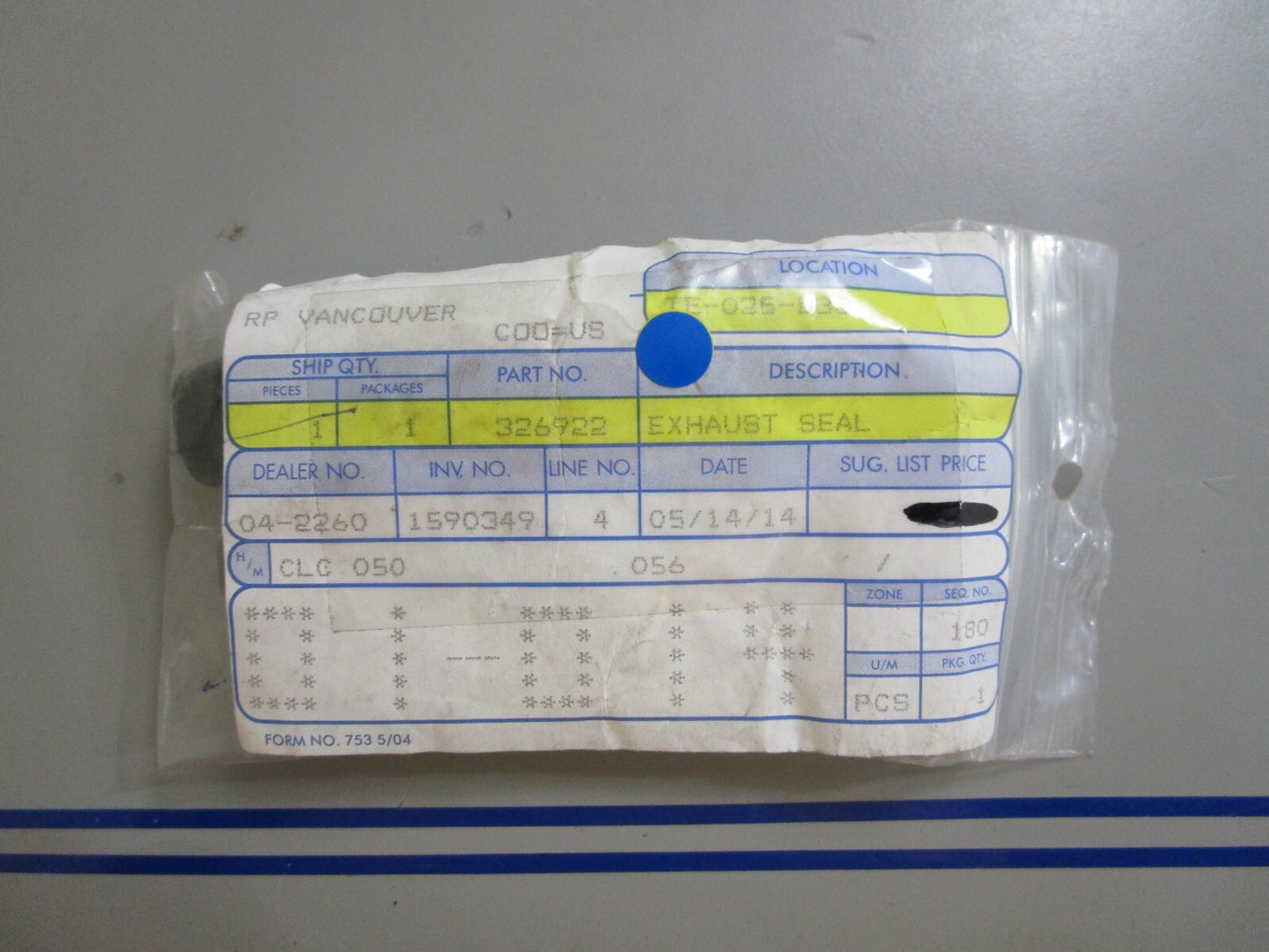 *NEW OEM* 0810 OMC Johnson Evinrude Exhaust Seal 326922 0326922