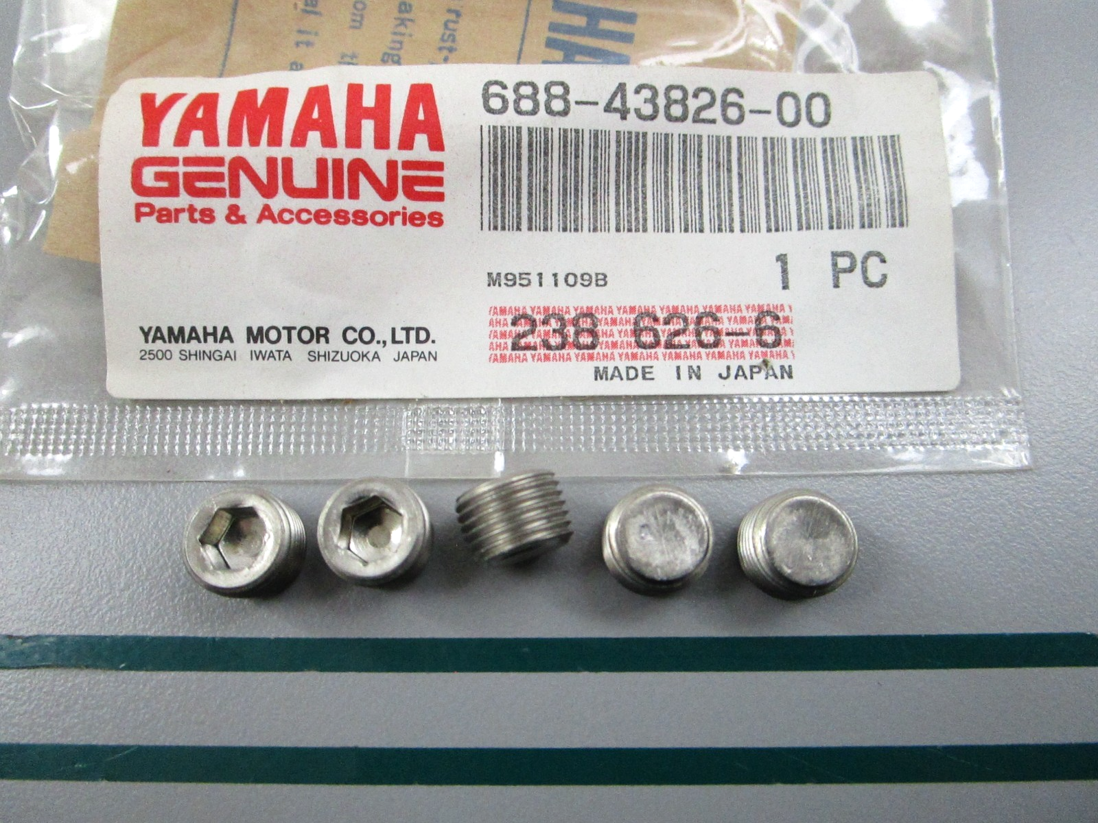 NEW OEM (LOT OF 5) 688-43826-00-00 Yamaha Taper Screw Plug 0810