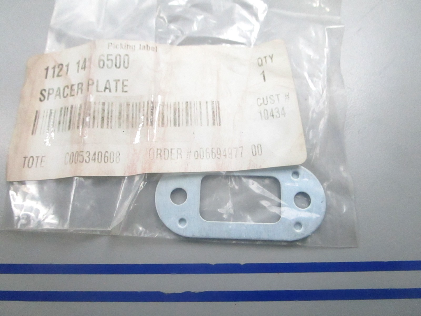 NEW OEM STIHL 1121 14 6500 Spacer Plate 0810
