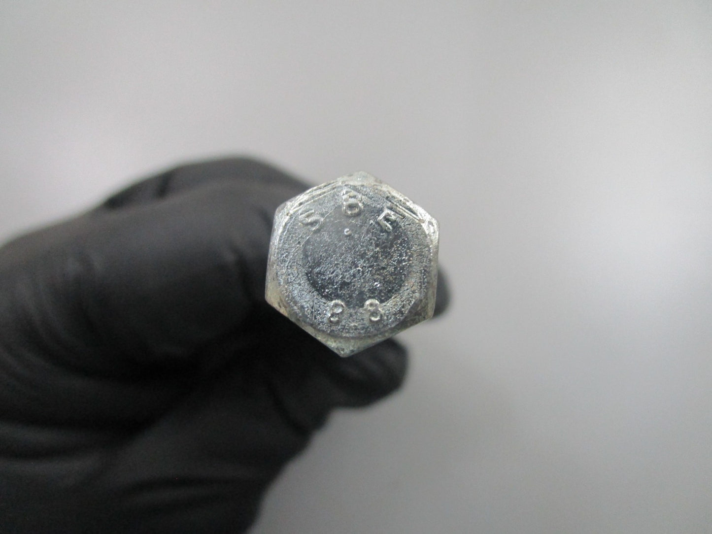 *NEW OEM* 0810 Volvo Penta Screw 955310-8