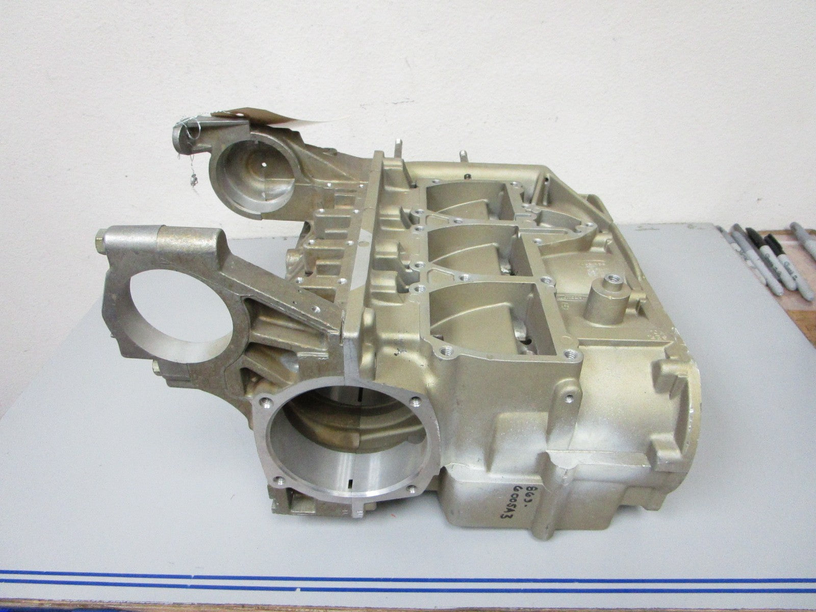 *NEW OEM* 0720 Mercury 65hp Cylinder Crankcase 961-5887 869-6005A3