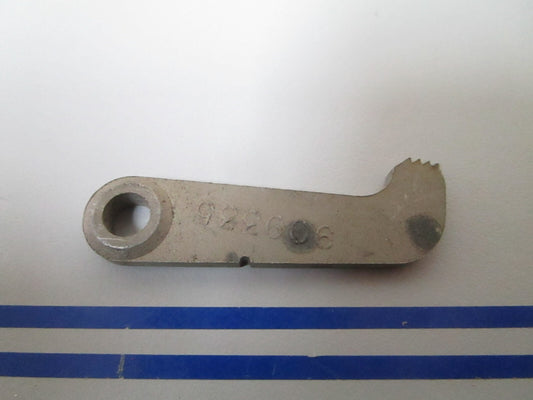 *NEW OEM* 0810 OMC Johnson Evinrude Long Tensioner Pawl 909335 0909335