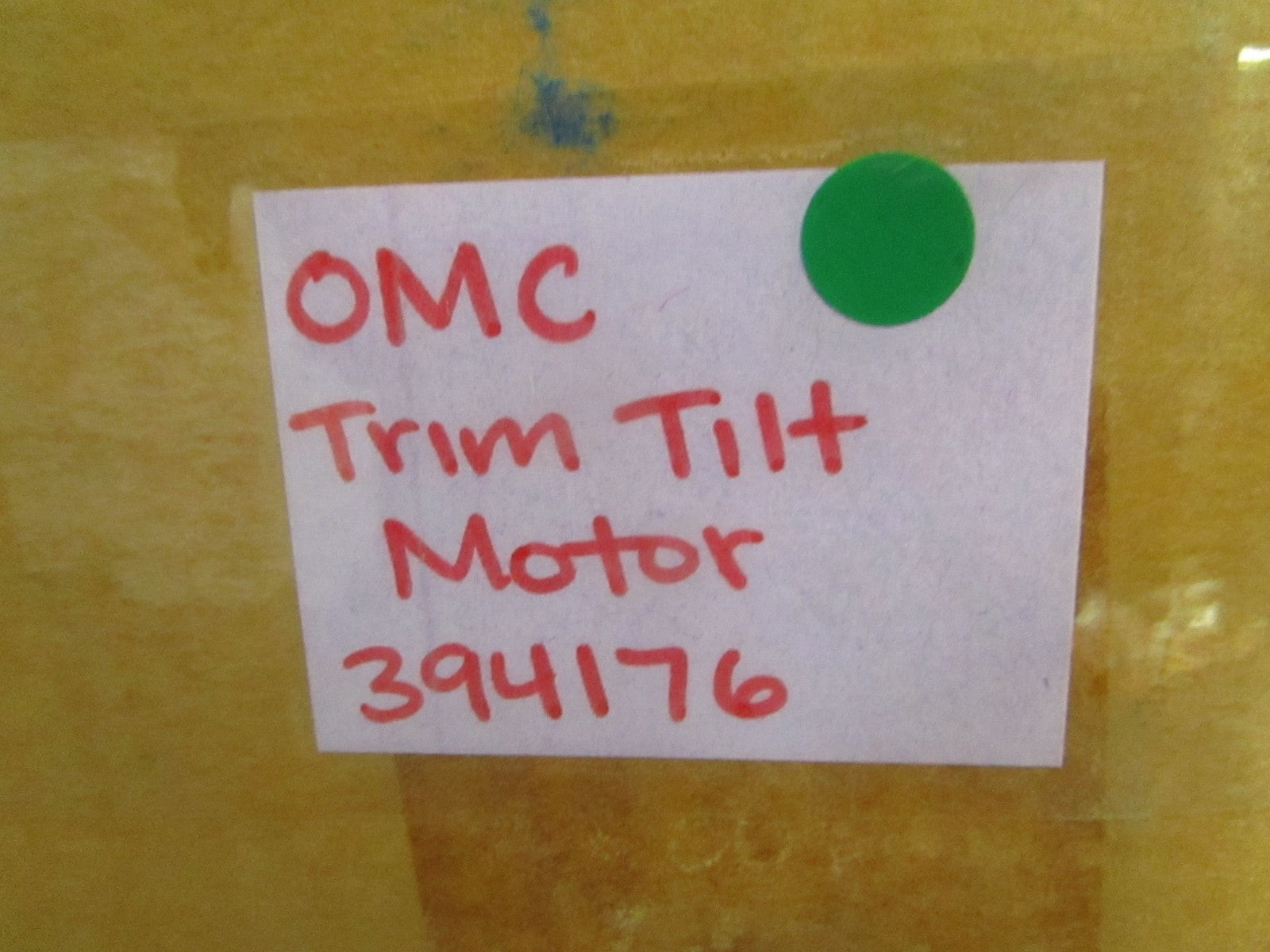 NEW OEM 394176 0394176 OMC Johnson Evinrude Trim Tilt Motor 0820