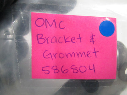 *NEW OEM* 0810 OMC Johnson Evinrude Bracket & Grommet 586804 0586804