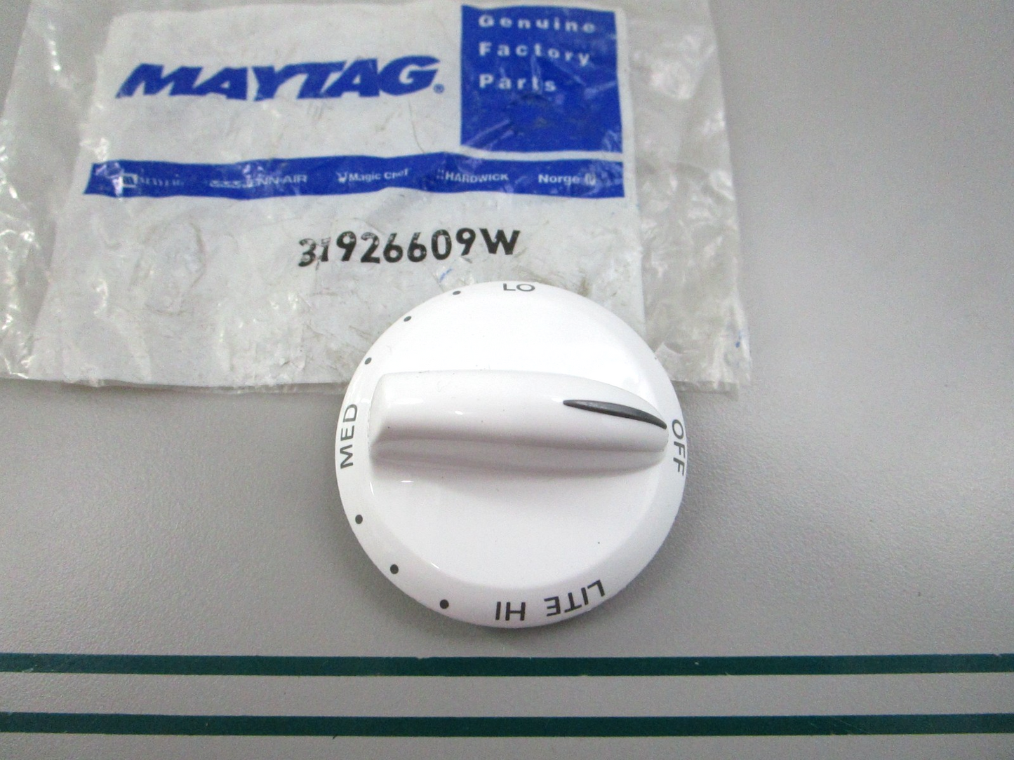 NEW OEM 31926609W Maytag Range Knob 0810