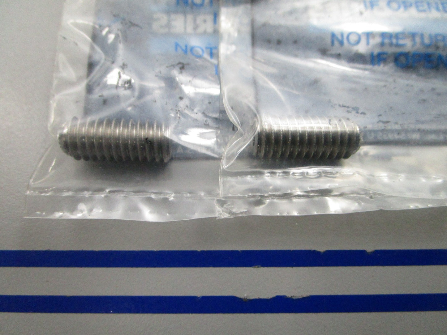 NEW OEM (LOT OF 2) Mercury Quicksilver 10-37805 Screw 0810