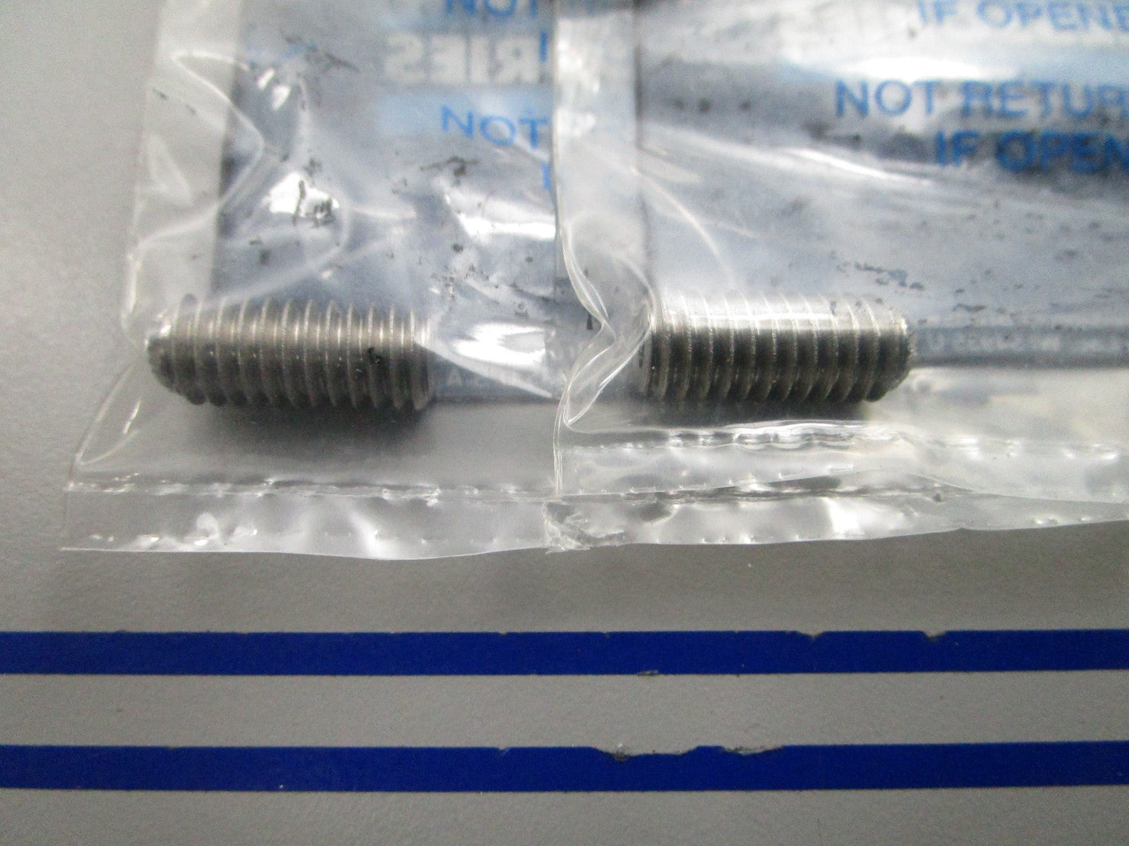 NEW OEM (LOT OF 2) Mercury Quicksilver 10-37805 Screw 0810