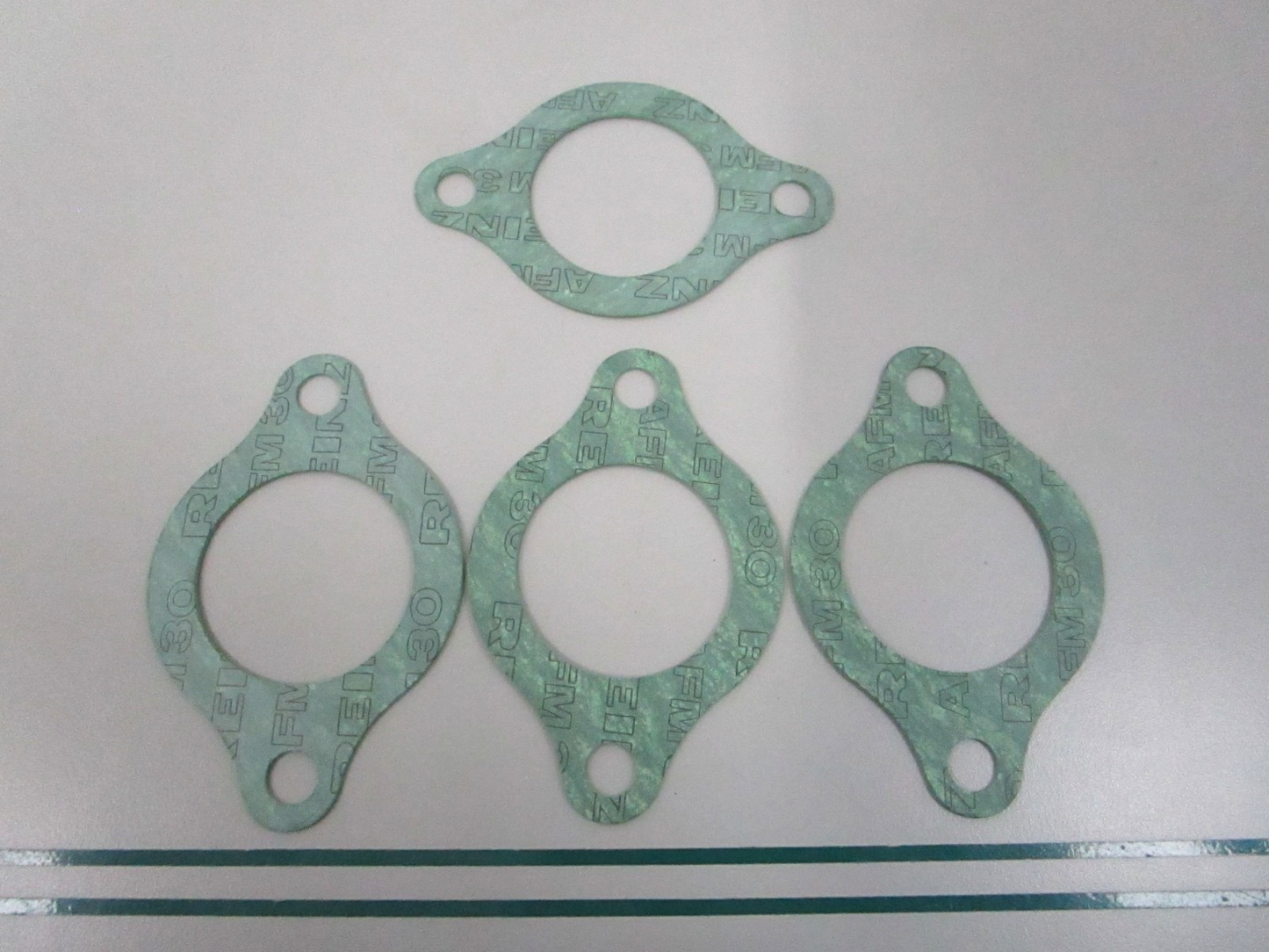 NEW OEM (LOT OF 4) 835417 Volvo Penta Gasket 0810