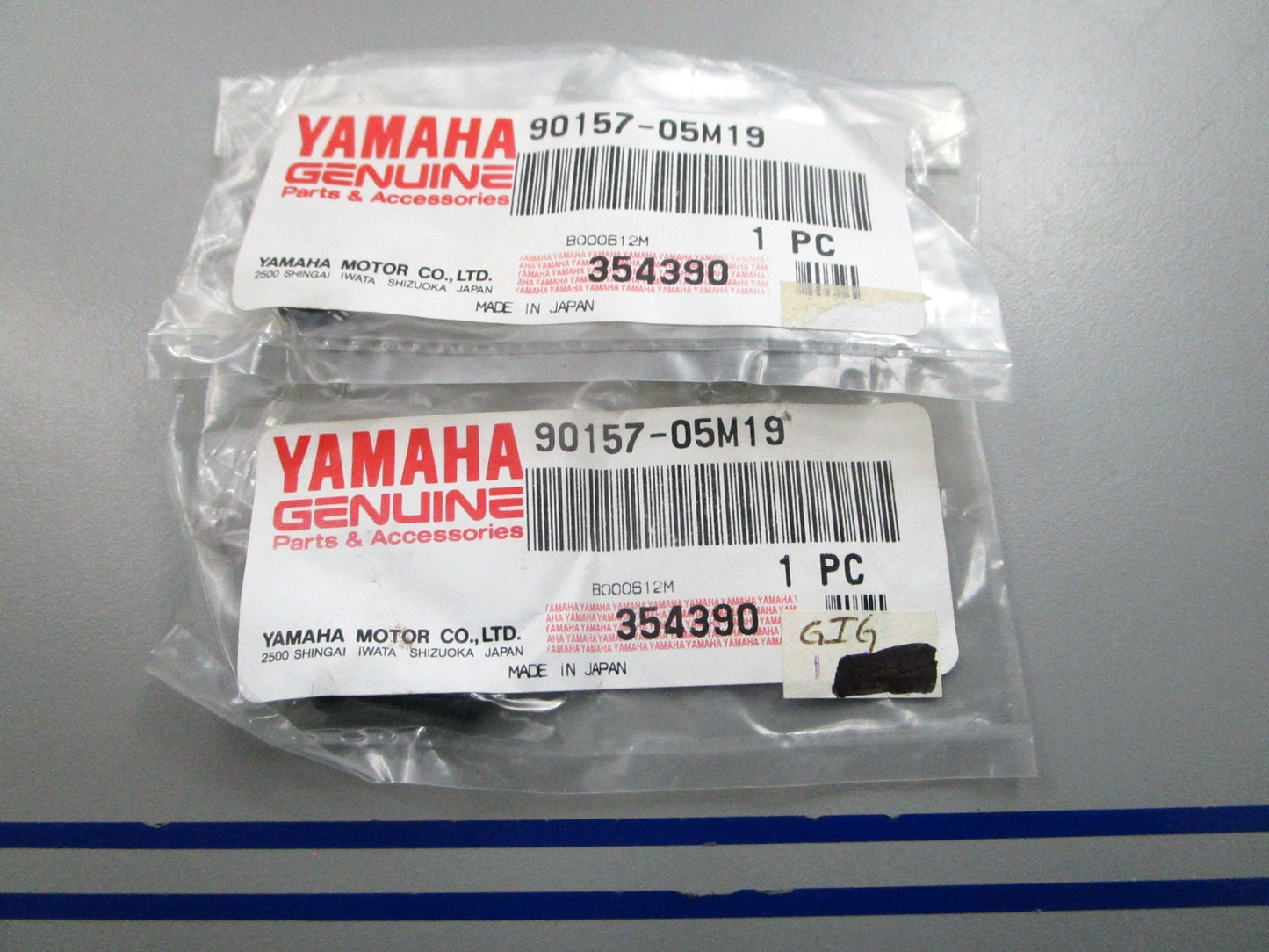 NEW OEM (LOT OF 2) Yamaha 90157-05M19 Pan Head Screw 0810