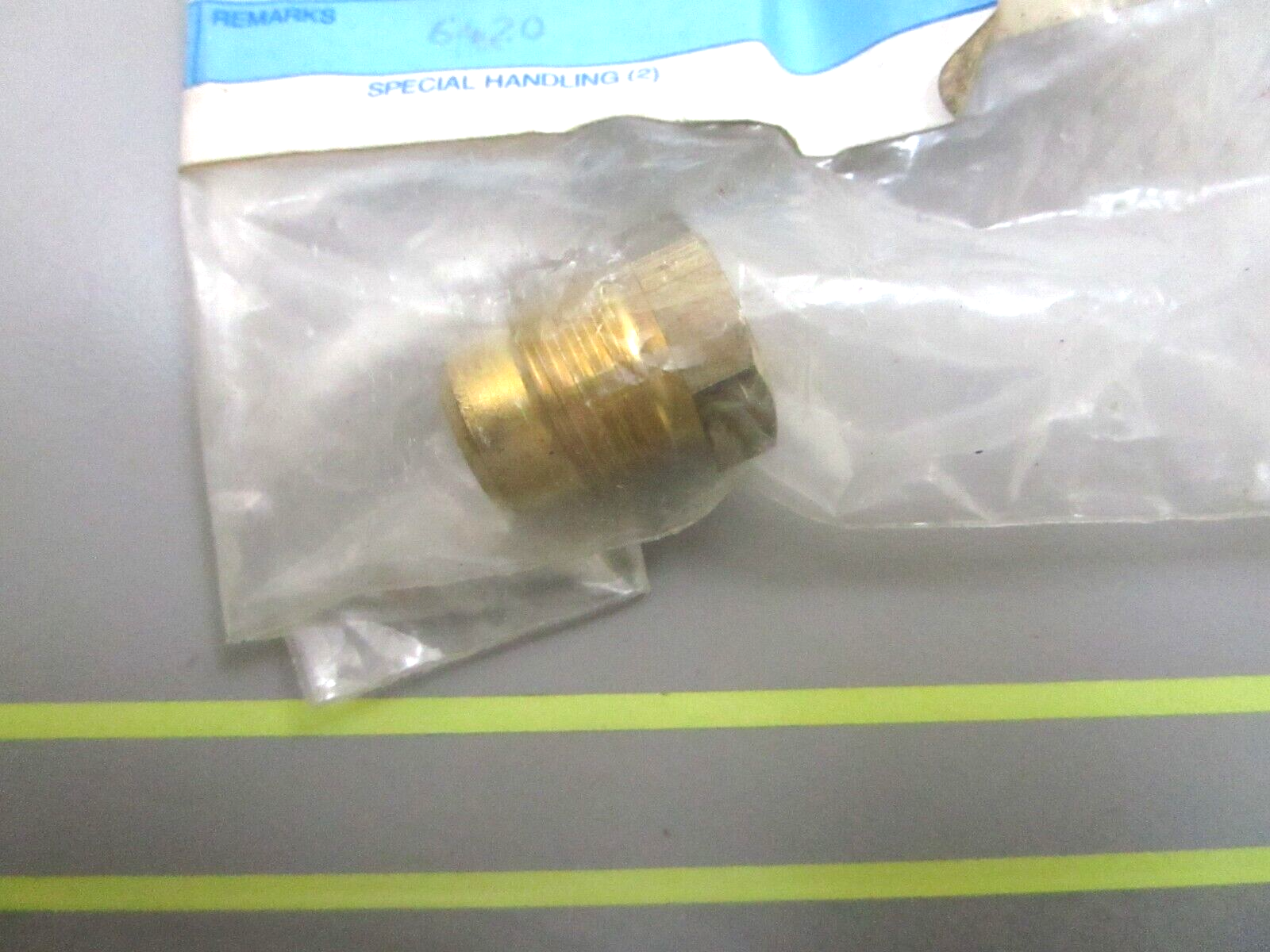 *NEW OEM* 0750 Volvo Penta NIPPLE 834621