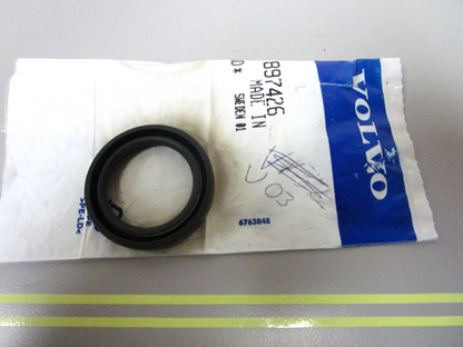 *NEW OEM* 0750 Volvo Penta OIL SEAL 897426
