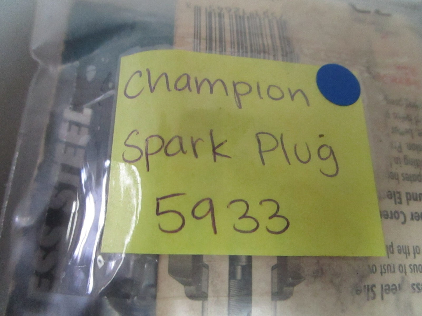 *NEW* (LOT OF 2) 0810 Champion Spark Plug 5933