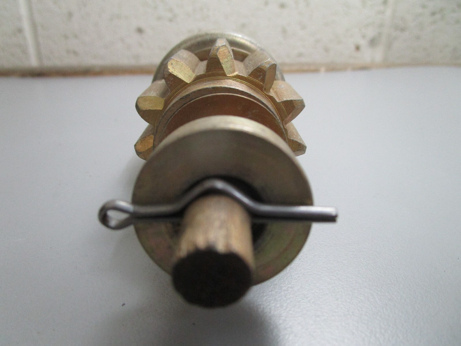 *NEW OEM* 0820 OMC Johnson Evinrude Starter Drive Ay 377304 0377304
