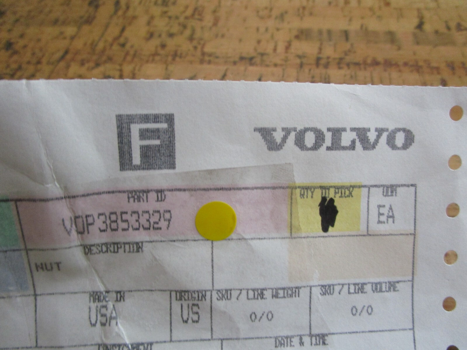 *NEW OEM* 0810 Volvo Penta Nut 3853329