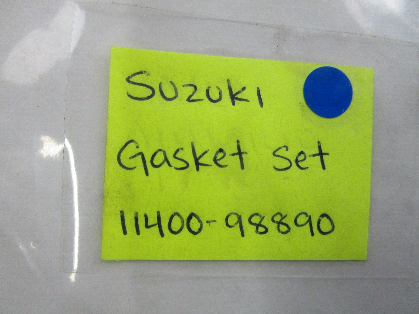 NEW OEM 11400-98890 Suzuki Gasket Set 0810