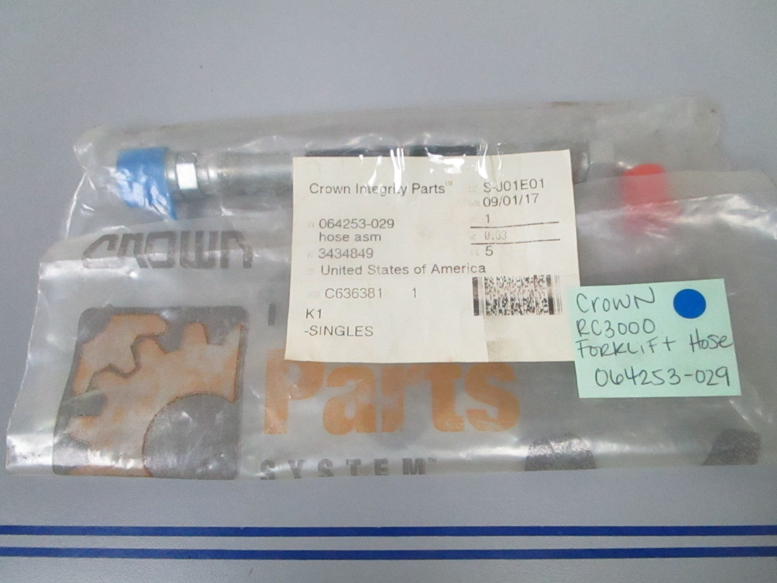 *NEW OEM* 0720 Crown RC3000 Forklift Hose 064253-029
