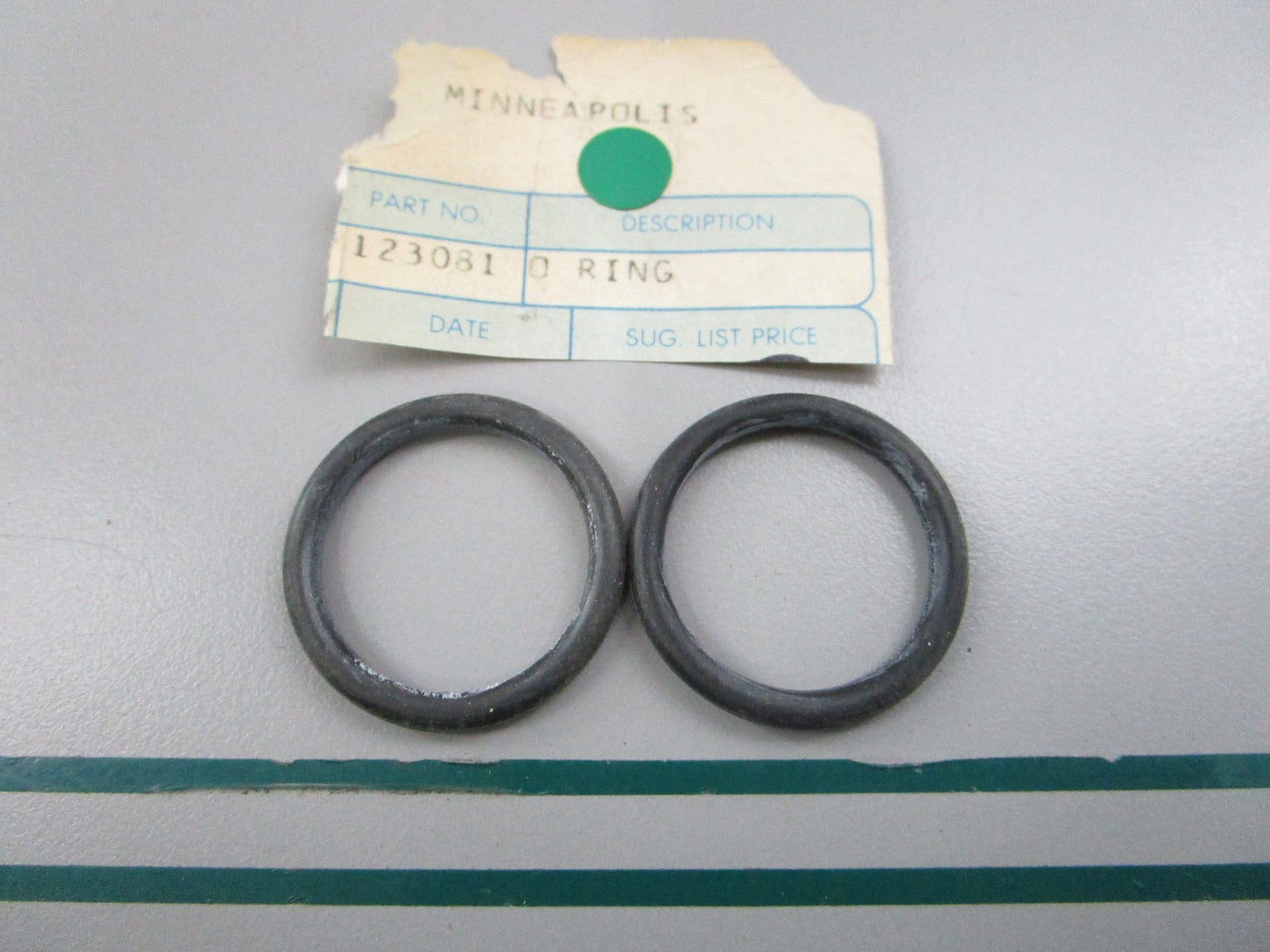 NEW OEM (LOT OF 2) 370160 0370160 OMC Johnson Evinrude O-Ring 0810