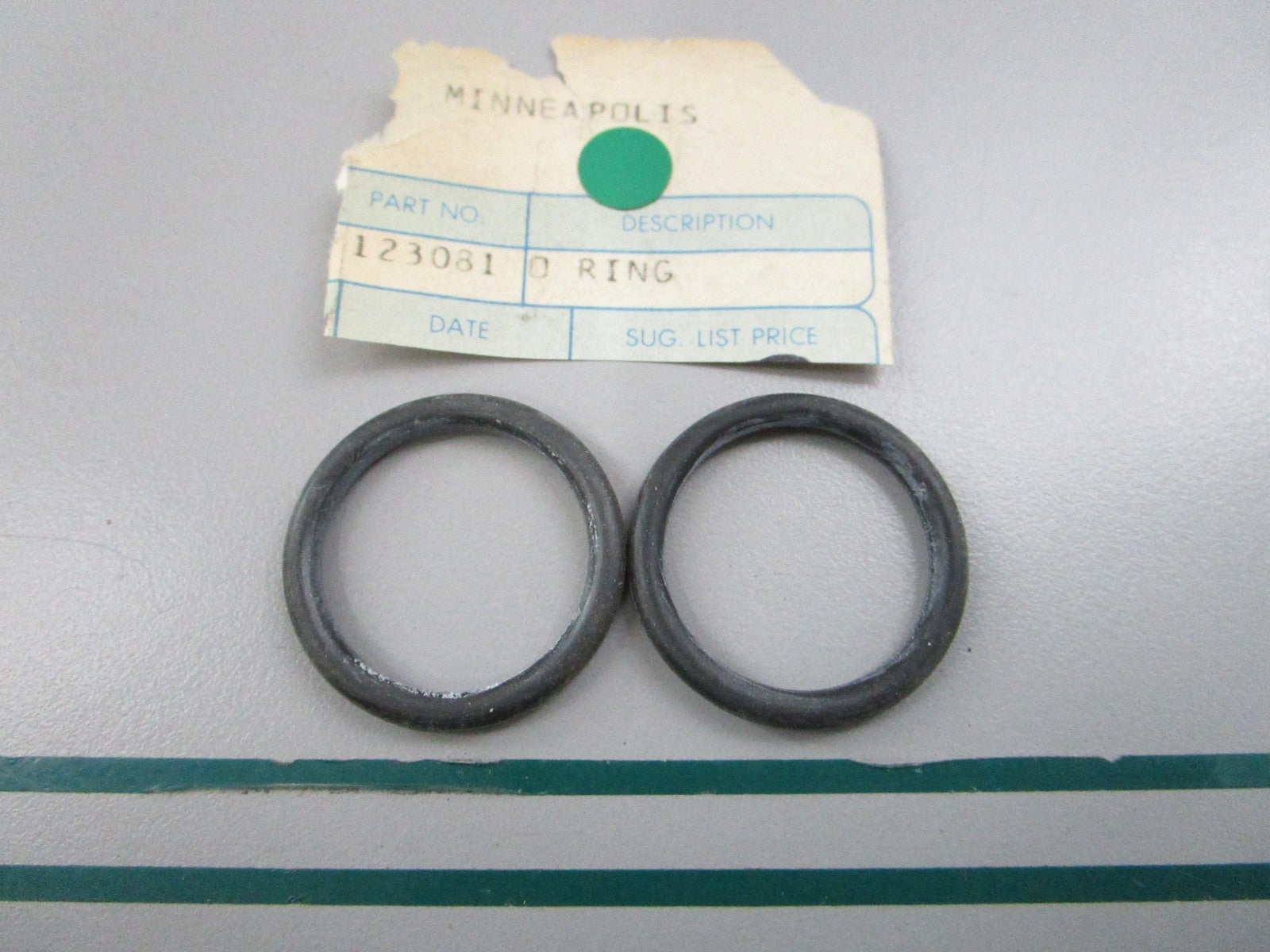 NEW OEM (LOT OF 2) 370160 0370160 OMC Johnson Evinrude O-Ring 0810