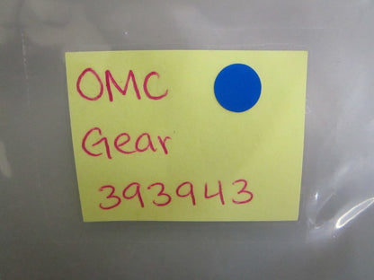 *NEW OEM* 0820 OMC Johnson Evinrude Gear 393943 0393943
