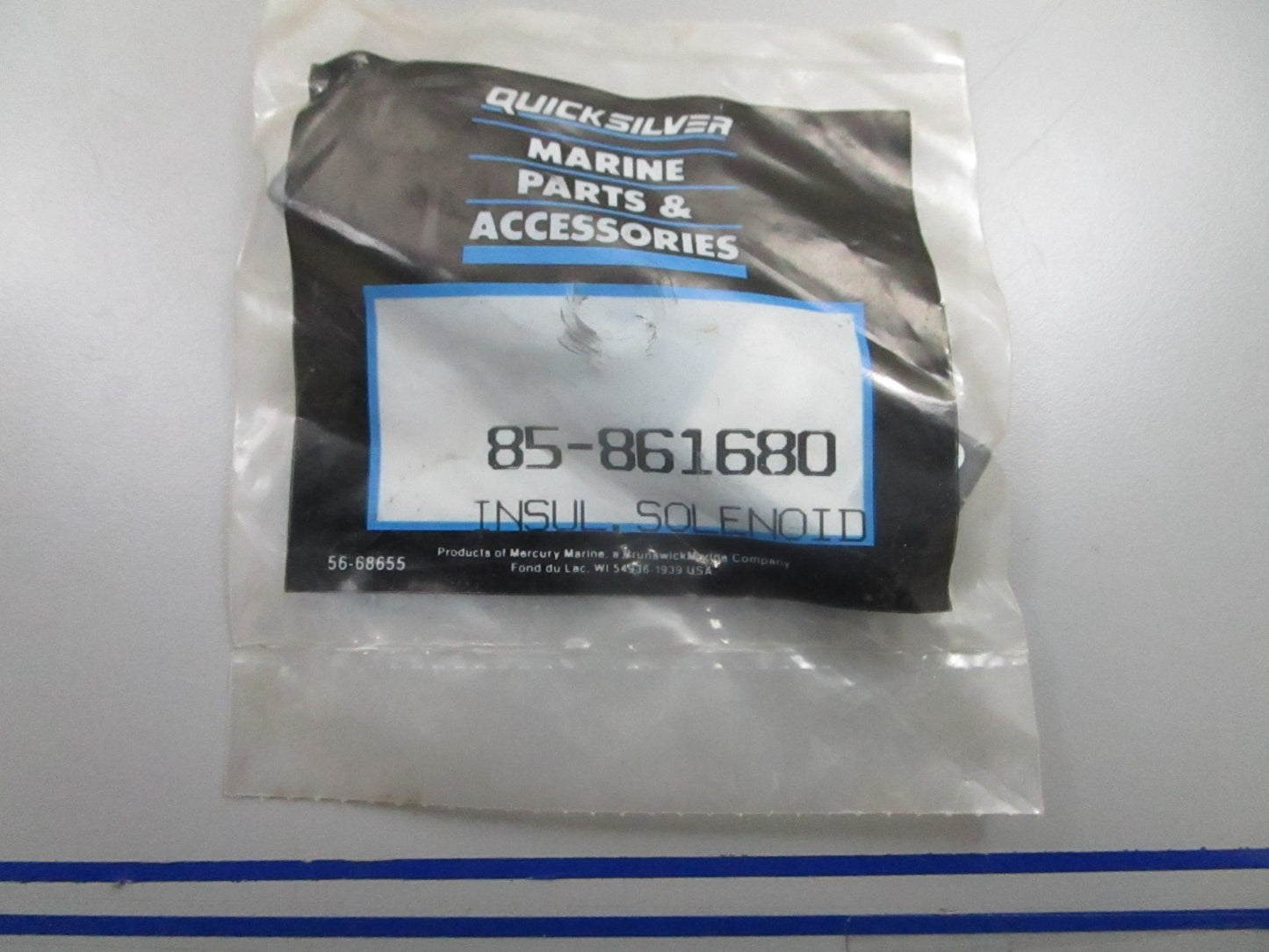 *NEW OEM* 0810 Mercury Quicksilver Insulator 85-861680