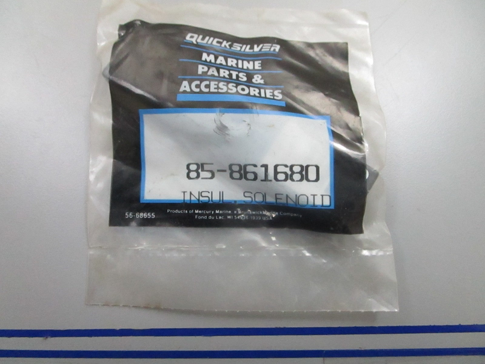 *NEW OEM* 0810 Mercury Quicksilver Insulator 85-861680