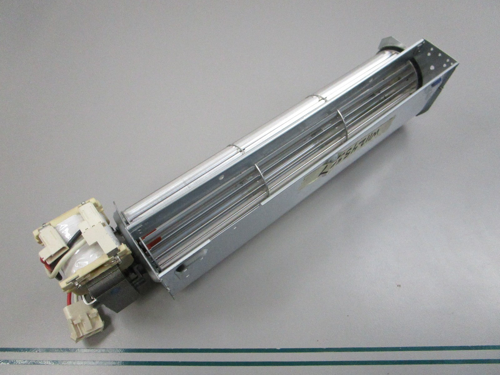 NEW OEM W11245567 Whirlpool Oven Blower Fan 0810