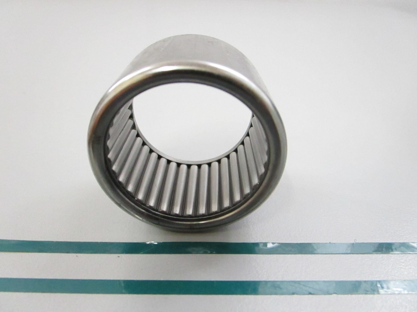 OMC Johnson Evinrude NEW OEM Rear Carrier Bearing 0387247 V6 100-300HP NOS 0810