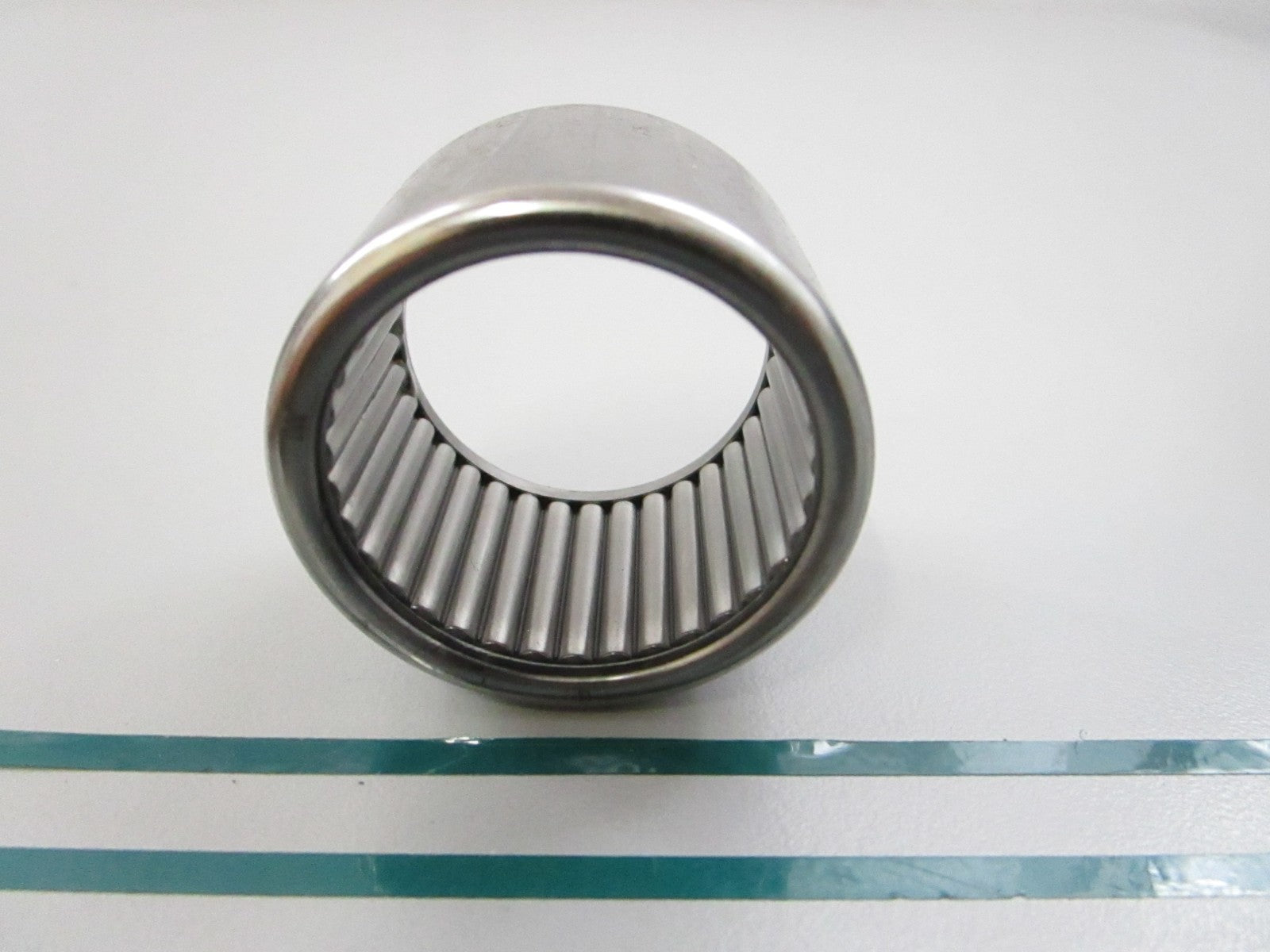 OMC Johnson Evinrude NEW OEM Rear Carrier Bearing 0387247 V6 100-300HP NOS 0810