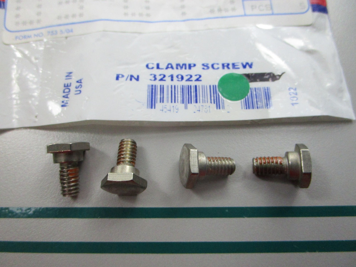 NEW OEM (LOT OF 4) 321922 0321922 OMC Johnson Evinrude Clamp Screw 0810