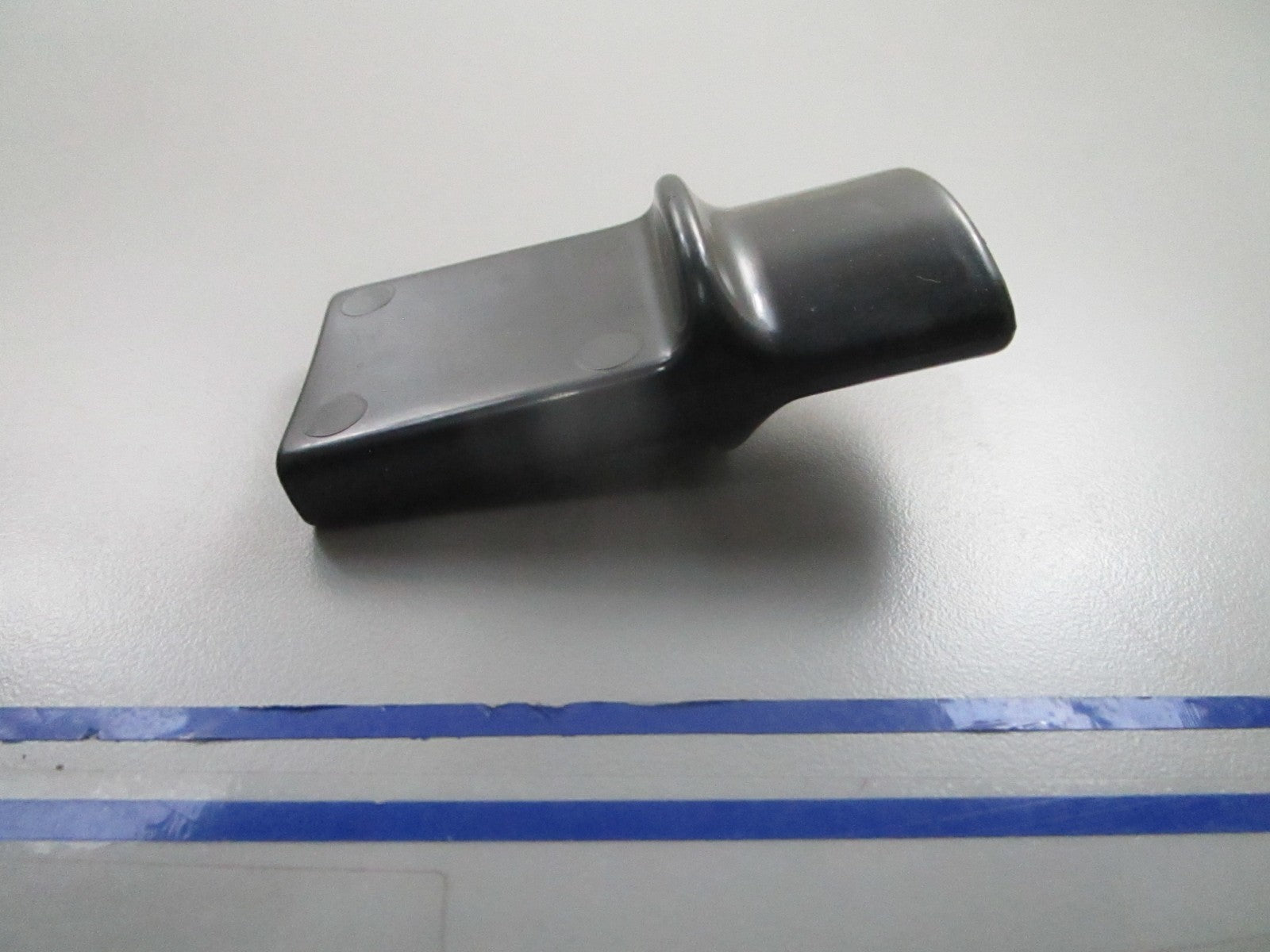 *NEW OEM* 0810 OMC Johnson Evinrude Knob 334438 0334438