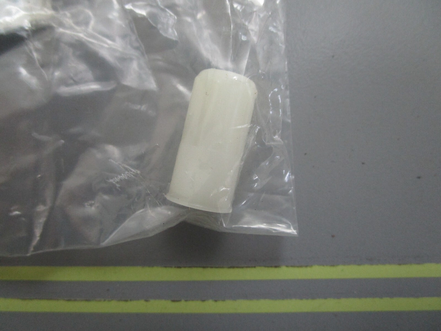 *NEW OEM* 0820 OMC Johnson Evinrude Pin 321997 0321997