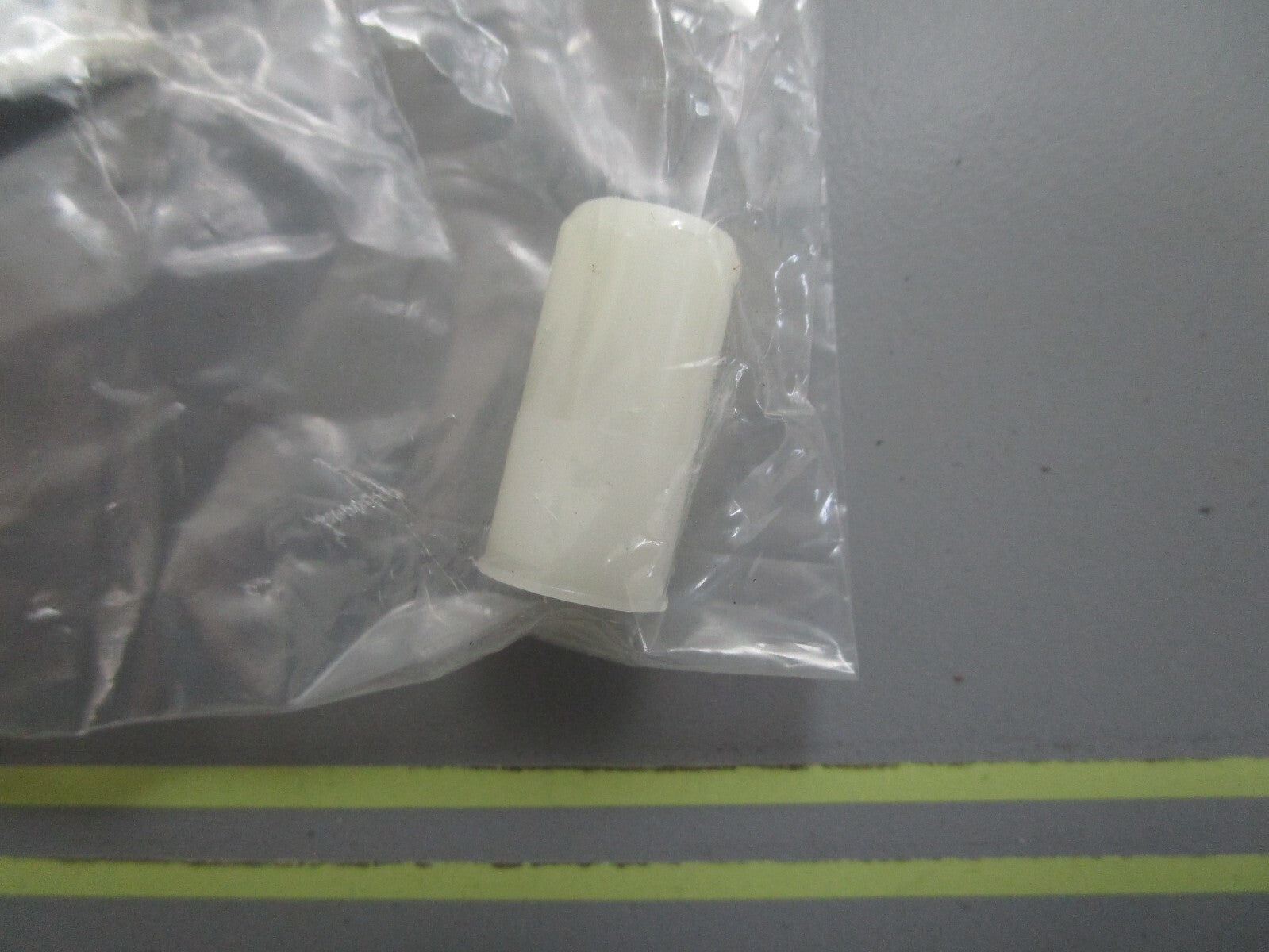 *NEW OEM* 0820 OMC Johnson Evinrude Pin 321997 0321997