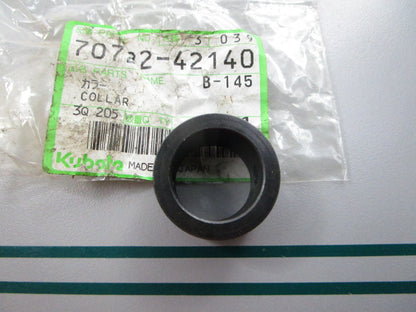 NEW OEM 70722-42140 Kubota Collar 0810