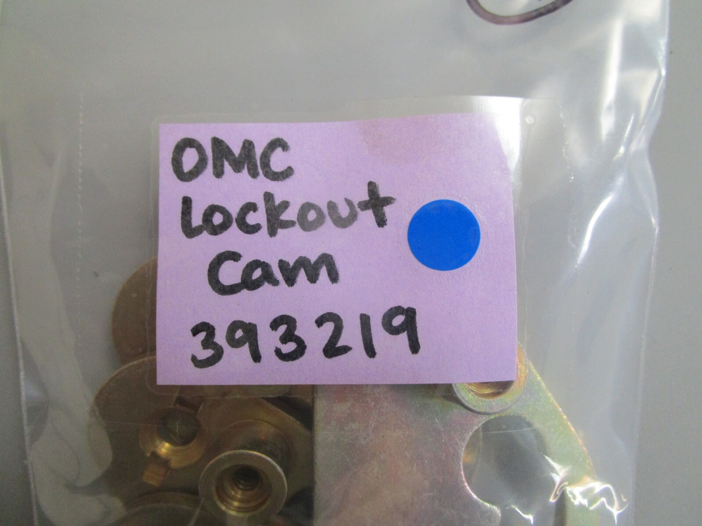 *NEW OEM* 0720 OMC Johnson Evinrude Lockout Cam 393219 0393219