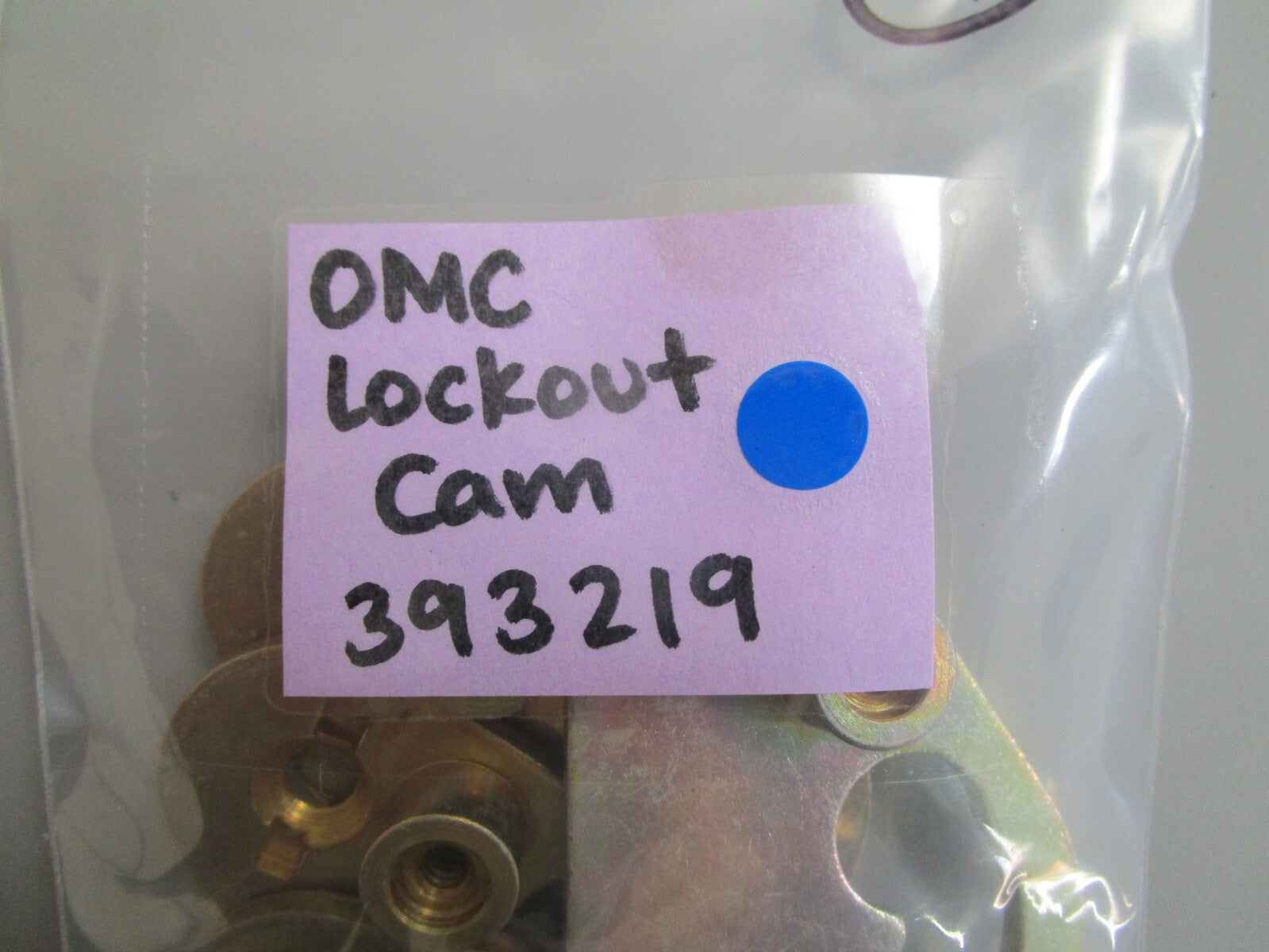 *NEW OEM* 0720 OMC Johnson Evinrude Lockout Cam 393219 0393219