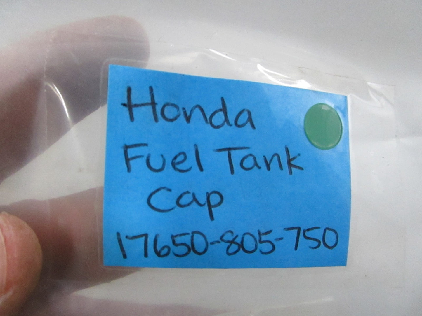 NEW OEM 17650-805-750 Honda Fuel Tank Cap 0810