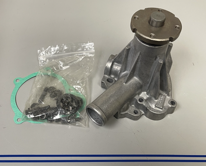 *NEW OEM* 0670 Volvo Penta Water Pump Kit 271975