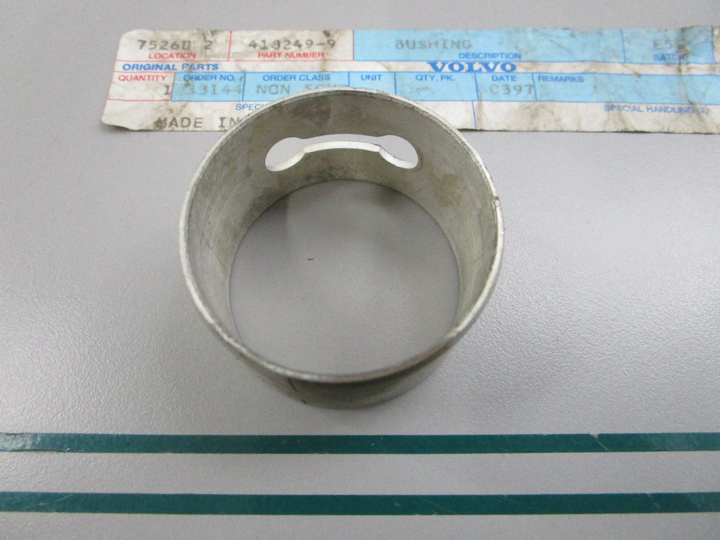 NEW OEM 418249 Volvo Penta Bushing 0810