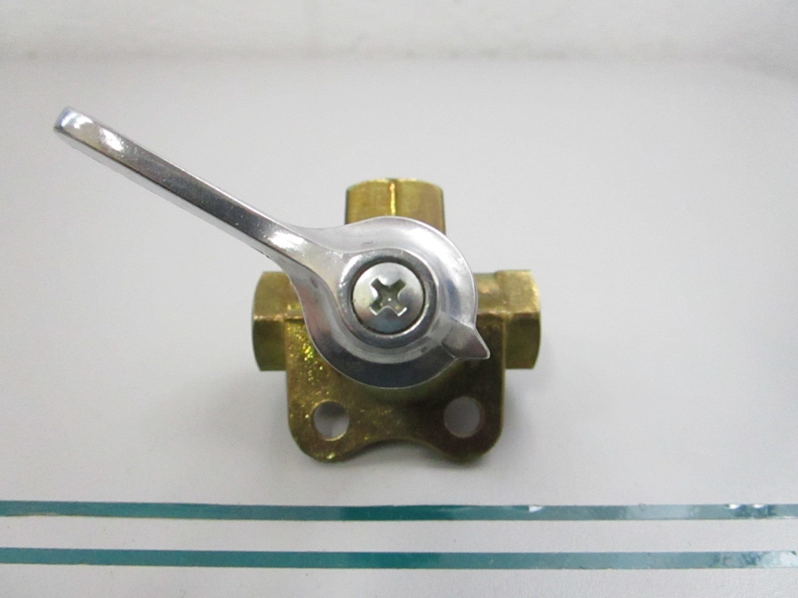Tempo NEW Three Way Valve 3/8" NPT Brass Detent 140070 312WV3 NOS 0810