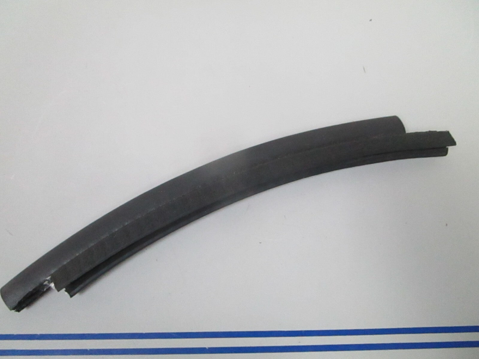 *NEW OEM* 0810 OMC Johnson Evinrude Exhaust Housing Seal 334118 0334118